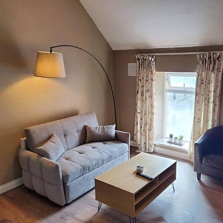 Bagenalstown Apt. 2 - Town Centre Apartment מראה חיצוני תמונה