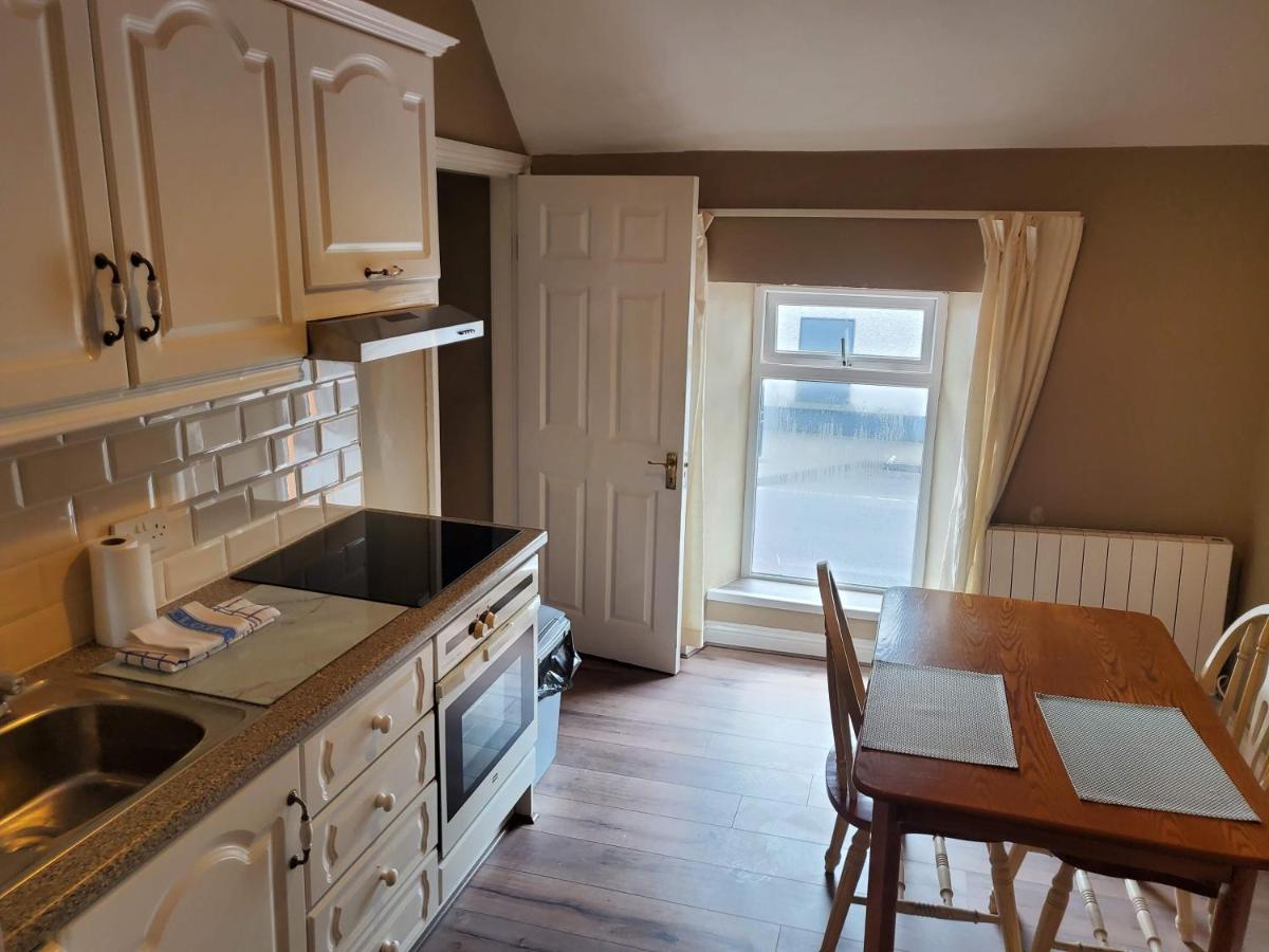 Bagenalstown Apt. 2 - Town Centre Apartment מראה חיצוני תמונה
